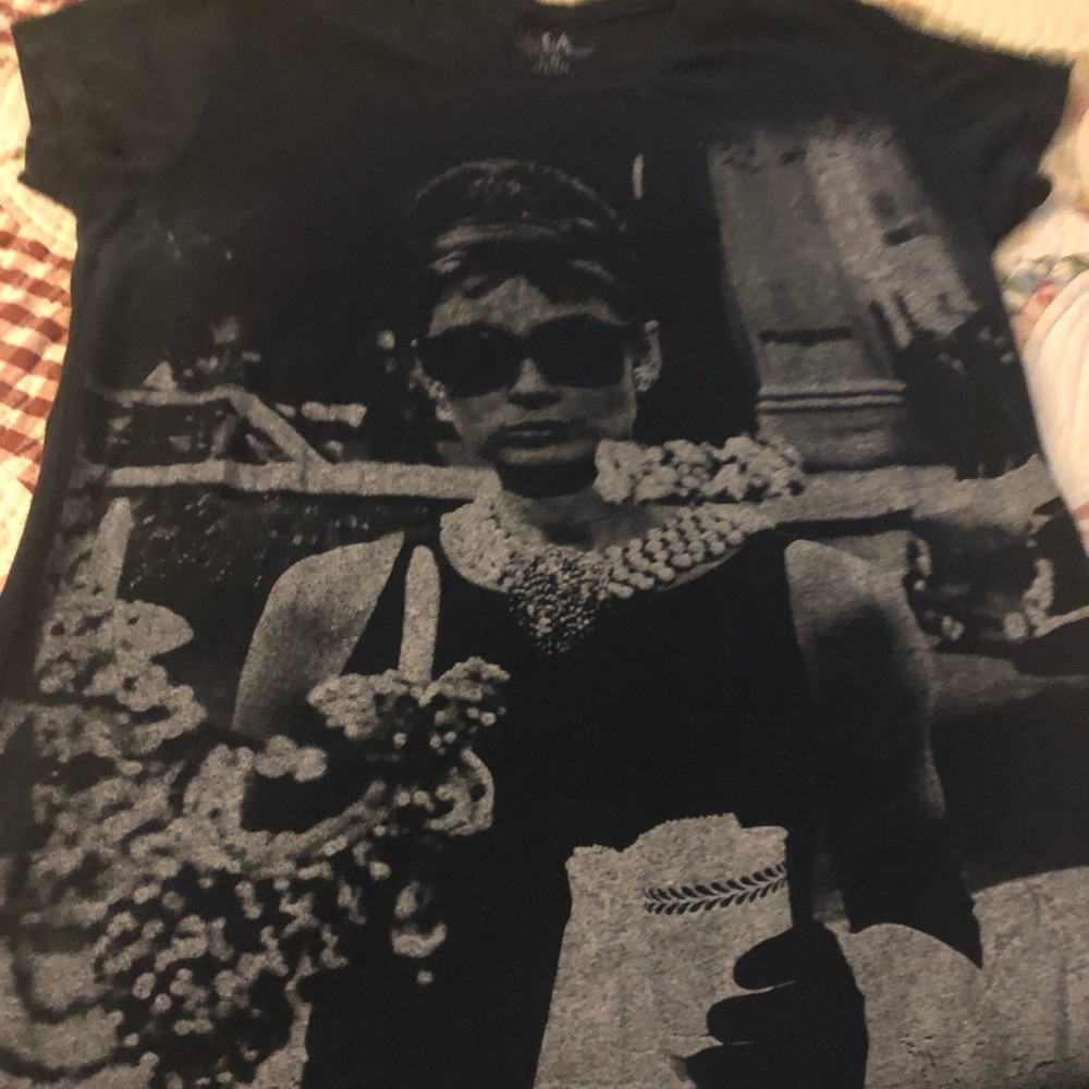 Audrey Hepburn/Breakfast at Tiffany’s tee